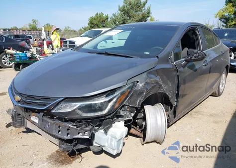 2018 Chevrolet Cruze Lt Auto from USA, damaged, VIN 1G1BE5SM0J7123757